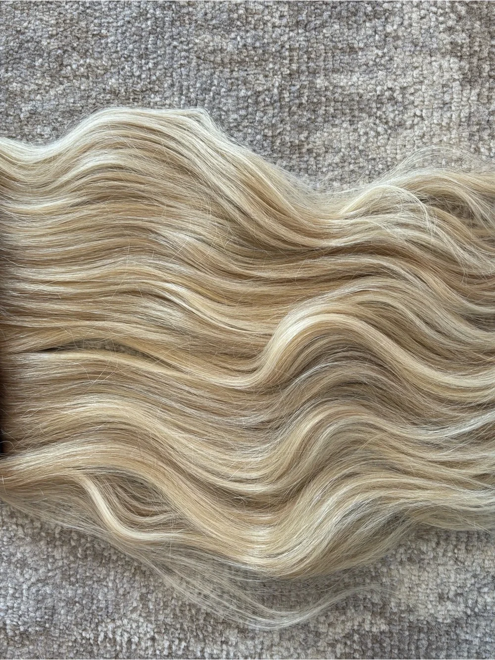 18/20” Seamless Blonde Halo for Volume and Coverage
